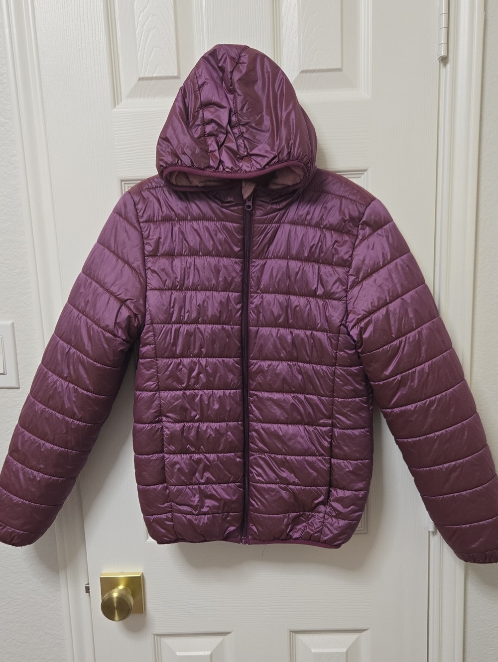 Cat & Jack Girls' Hooded Puffer Jacket in Plum (Size L)